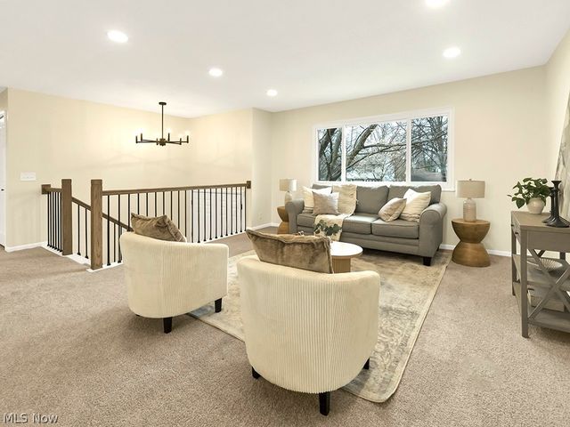 2977 Gale Road, Willoughby, OH 44094