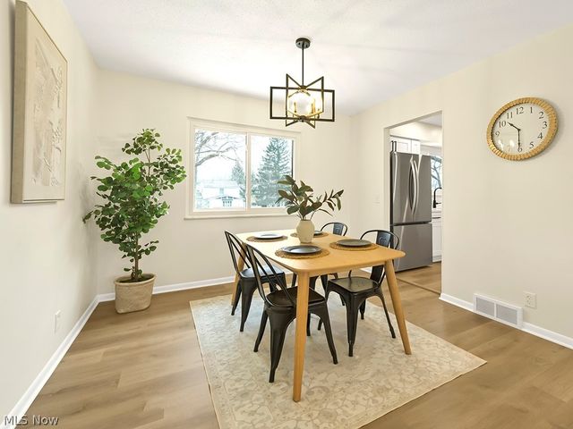 2977 Gale Road, Willoughby, OH 44094