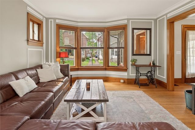 42 Washburn Park, Rochester, NY 14620