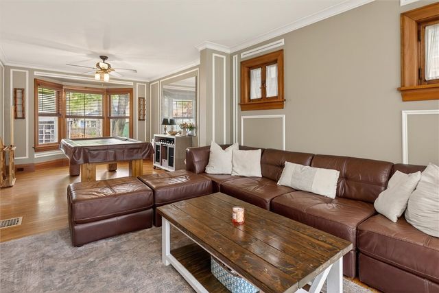 42 Washburn Park, Rochester, NY 14620