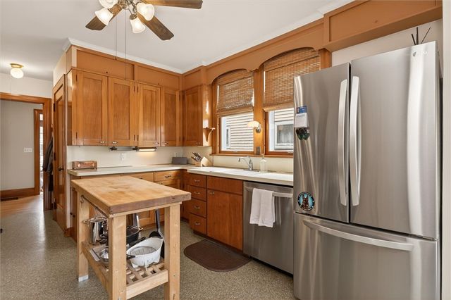 42 Washburn Park, Rochester, NY 14620