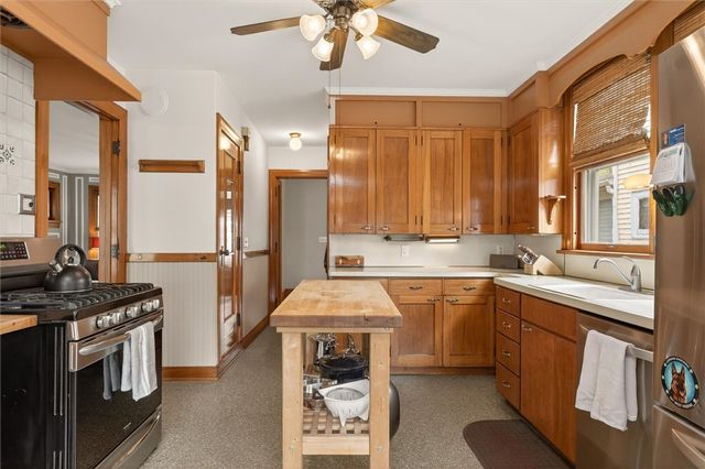 42 Washburn Park, Rochester, NY 14620