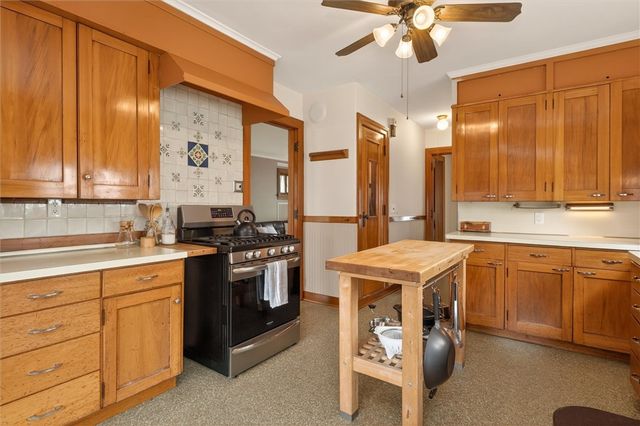 42 Washburn Park, Rochester, NY 14620