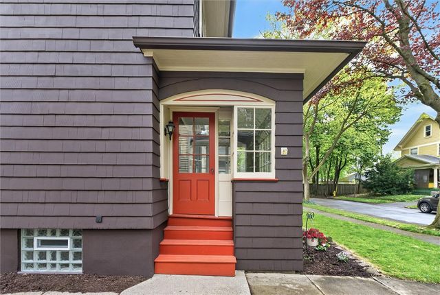 42 Washburn Park, Rochester, NY 14620