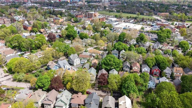 42 Washburn Park, Rochester, NY 14620