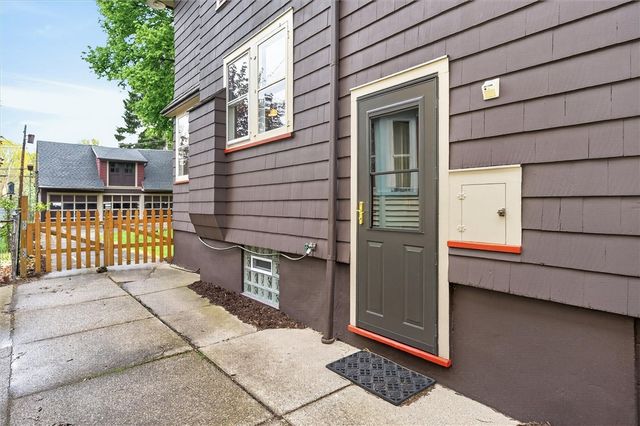 42 Washburn Park, Rochester, NY 14620