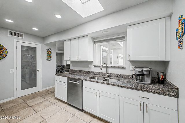 10829 W CAMPANA Drive, Sun City, AZ 85351