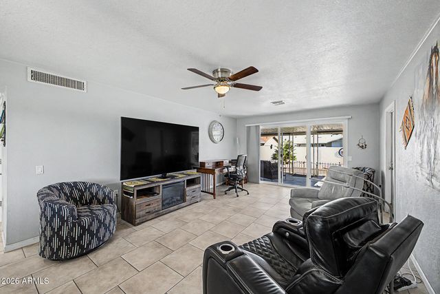 10829 W CAMPANA Drive, Sun City, AZ 85351