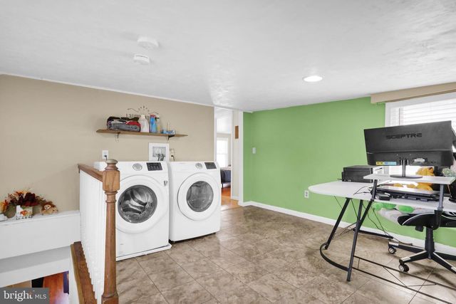 724 ROHRERSTOWN RD, Lancaster, PA 17603