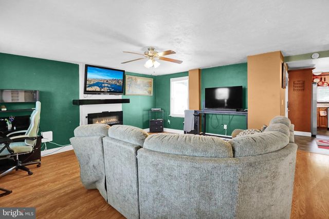 724 ROHRERSTOWN RD, Lancaster, PA 17603