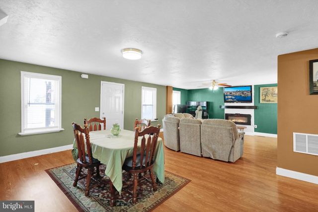 724 ROHRERSTOWN RD, Lancaster, PA 17603