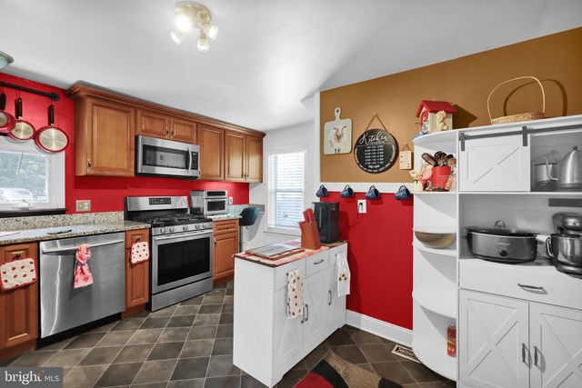 724 ROHRERSTOWN RD, Lancaster, PA 17603