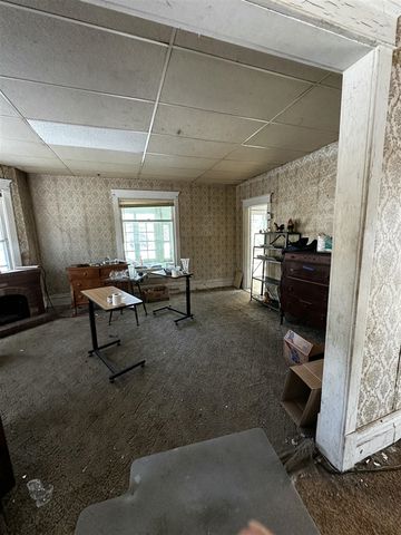 50022 Michigan 40, Paw Paw, MI 49079