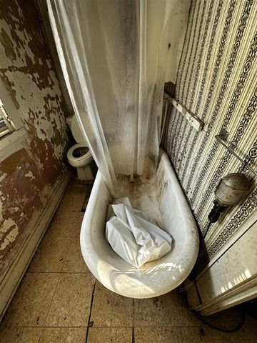 50022 Michigan 40, Paw Paw, MI 49079