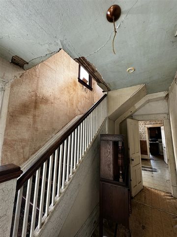 50022 Michigan 40, Paw Paw, MI 49079