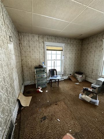 50022 Michigan 40, Paw Paw, MI 49079