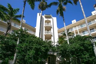 3500 Oaks Clubhouse Dr 104, Pompano Beach, FL 33069