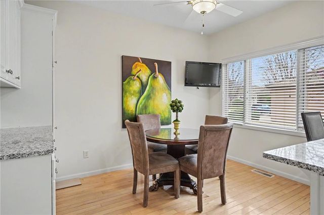 5727 Villa Drive, Lawrence, KS 66047