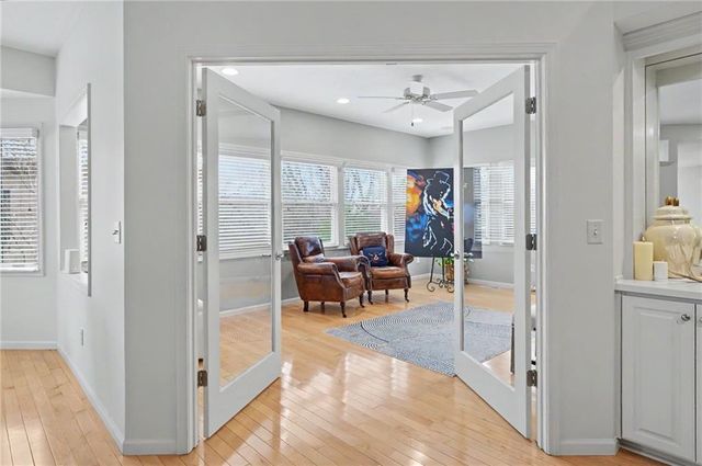 5727 Villa Drive, Lawrence, KS 66047