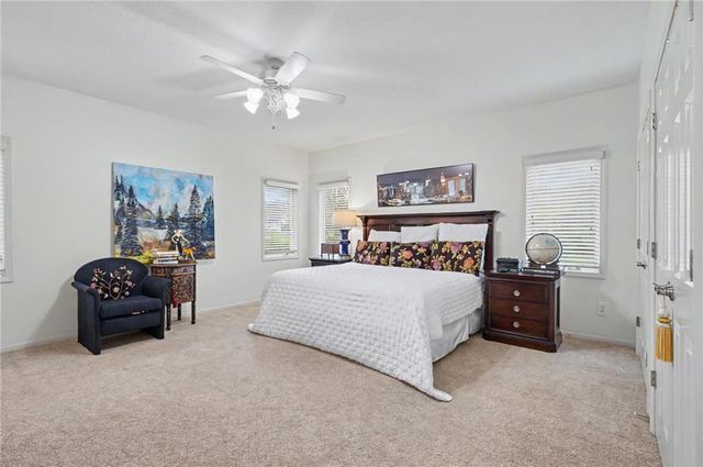 5727 Villa Drive, Lawrence, KS 66047