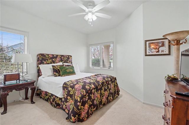 5727 Villa Drive, Lawrence, KS 66047