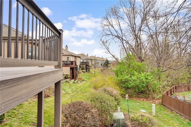 5727 Villa Drive, Lawrence, KS 66047