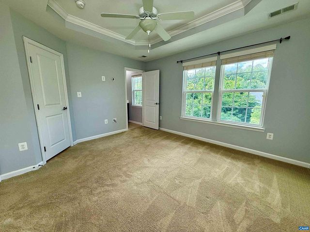 2176 WHISPERING HOLLOW LN, Charlottesville, VA 22911