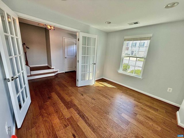 2176 WHISPERING HOLLOW LN, Charlottesville, VA 22911