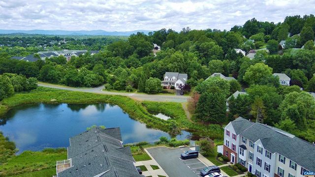 2176 WHISPERING HOLLOW LN, Charlottesville, VA 22911