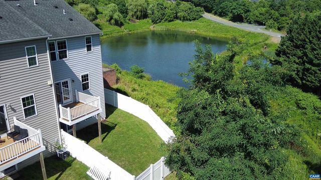 2176 WHISPERING HOLLOW LN, Charlottesville, VA 22911