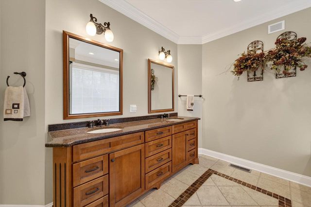 1939 Pine Ridge Drive, Janesville, WI 53545