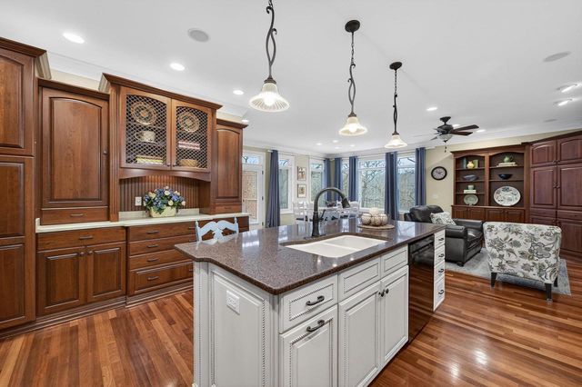 1939 Pine Ridge Drive, Janesville, WI 53545