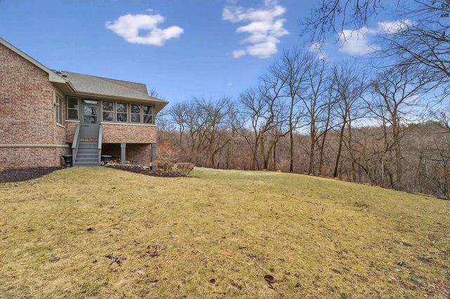 1939 Pine Ridge Drive, Janesville, WI 53545