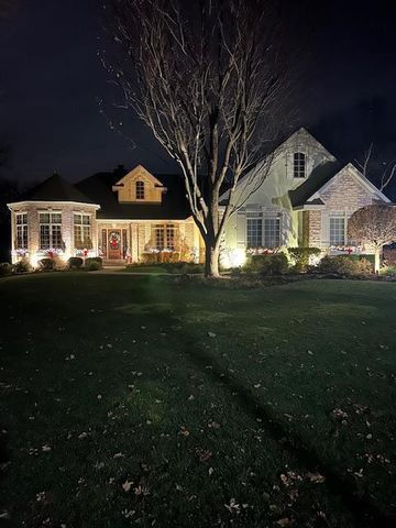 1939 Pine Ridge Drive, Janesville, WI 53545