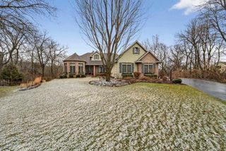1939 Pine Ridge Drive, Janesville, WI 53545