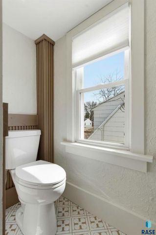 304 Highland Ave Avenue, Sioux Falls, SD 57103