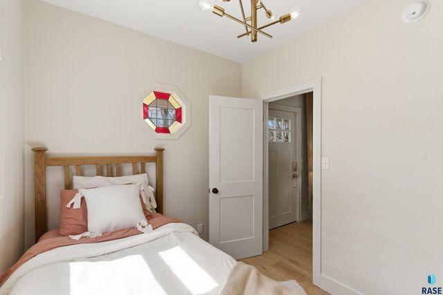 304 Highland Ave Avenue, Sioux Falls, SD 57103