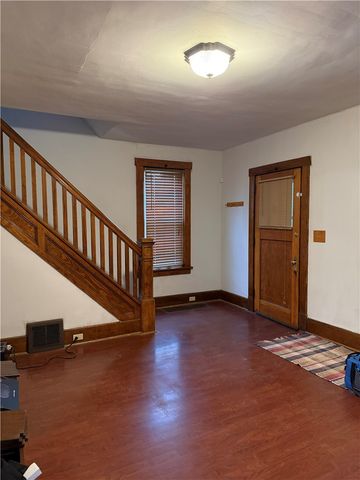 115 Lyon Ave, City Of But Se, PA 16001