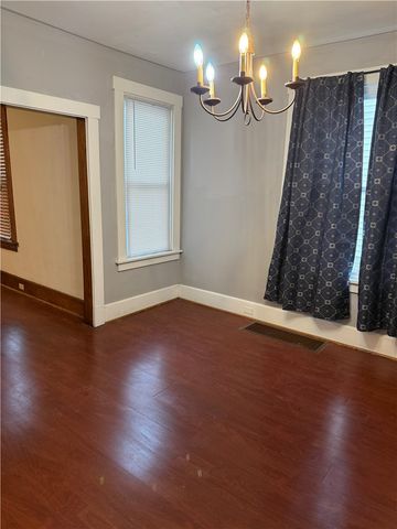 115 Lyon Ave, City Of But Se, PA 16001