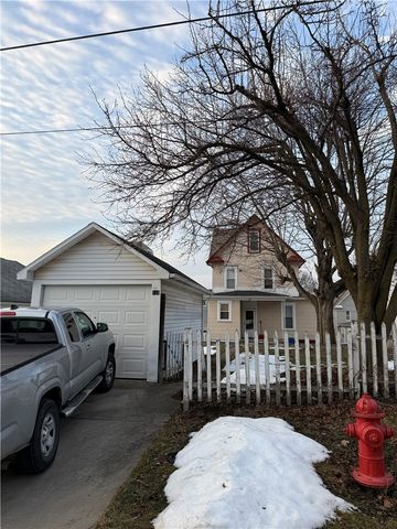 115 Lyon Ave, City Of But Se, PA 16001