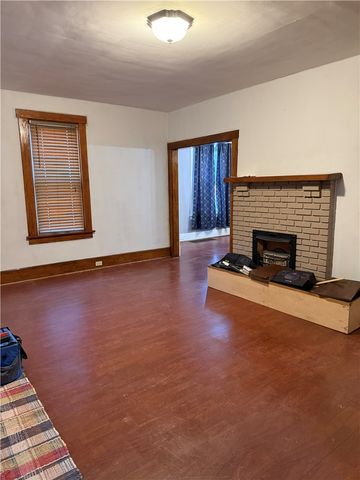 115 Lyon Ave, City Of But Se, PA 16001