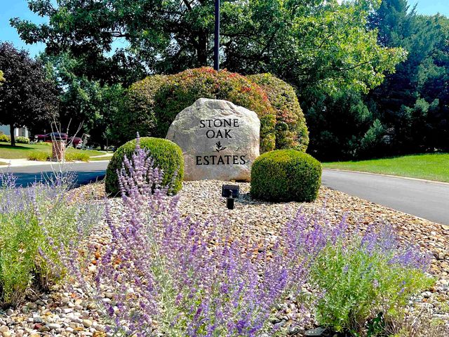 32811 Nature View Drive, New Carlisle, IN 46552