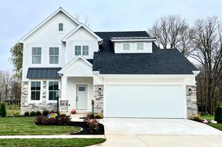 32811 Nature View Drive, New Carlisle, IN 46552