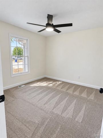 1731 Fairview Farms Circle, Wentzville, MO 63385