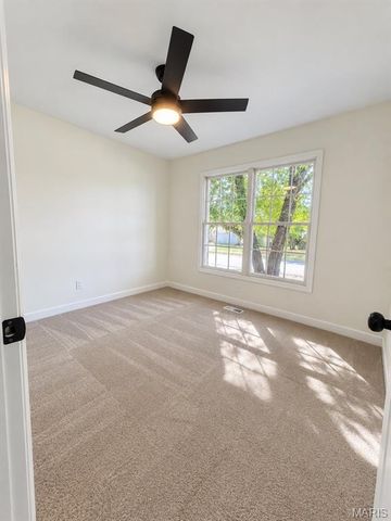 1731 Fairview Farms Circle, Wentzville, MO 63385
