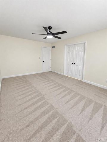 1731 Fairview Farms Circle, Wentzville, MO 63385