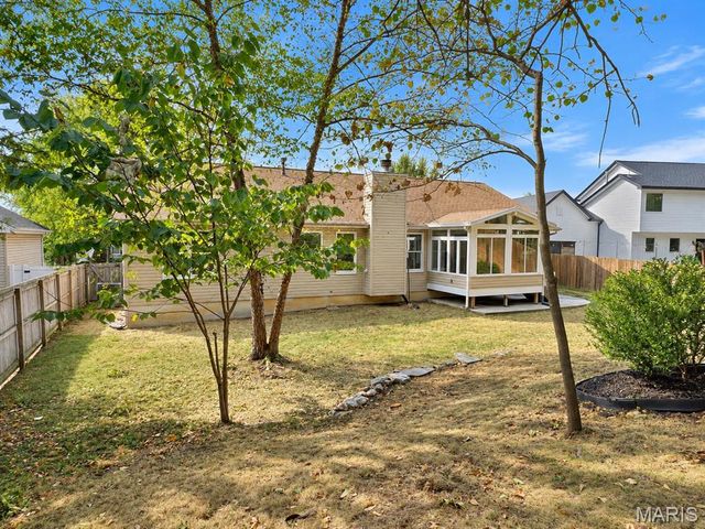 1731 Fairview Farms Circle, Wentzville, MO 63385