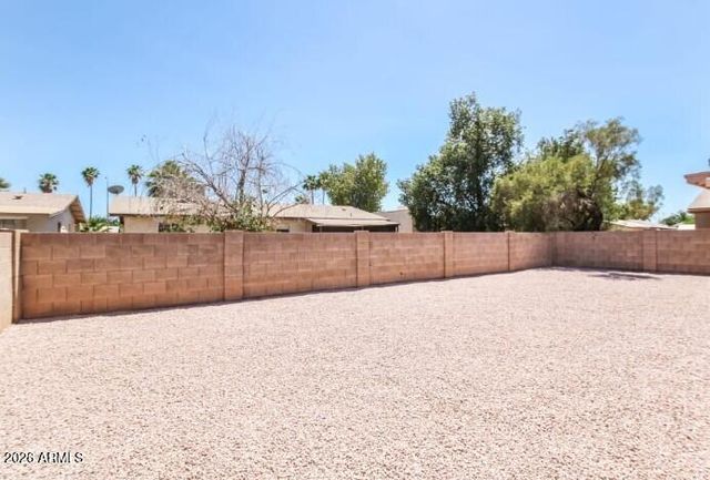 10407 W Calle Del Oro --, Phoenix, AZ 85037