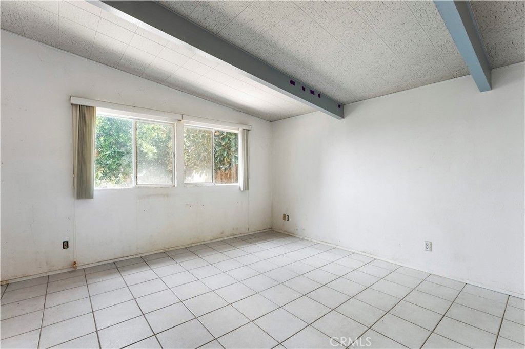 Image 20 of property listing at 2866 Gobat Avenue, San Diego, CA 92122