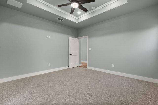 1121 N 6th Street, Wolfforth, TX 79382